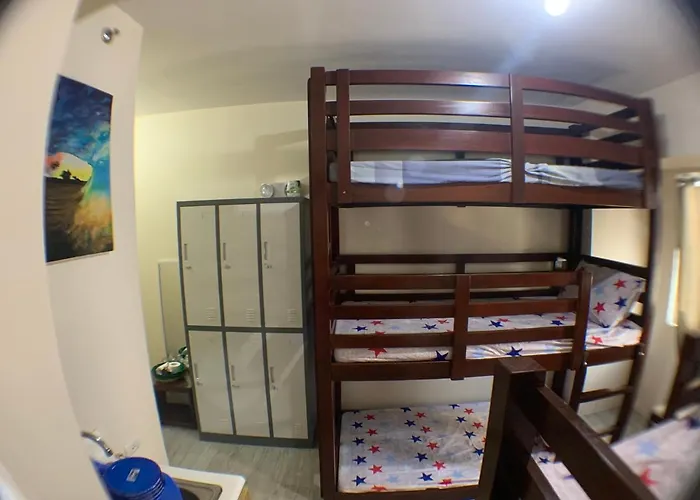 Female Sharing In Mandaluyong City Hostel Manila